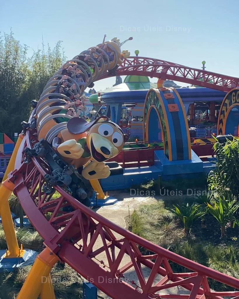 Atracao Toy Story Mania 3D completo  Parque Disney Hollywood Studios  Orlando 