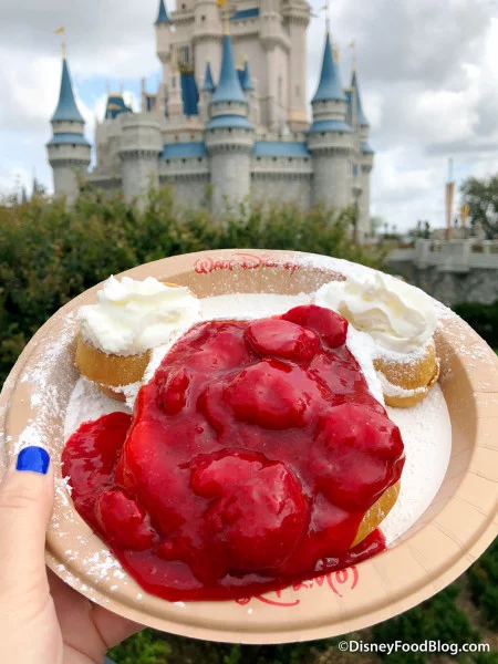 Como é a área Liberty Square do parque Magic Kingdom Mickey Waffle