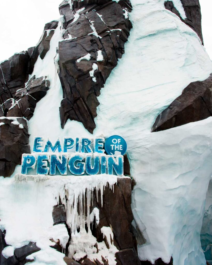 como-e-area-antarctica-empire-of-the-penguin-2-dicas-uteis-disney