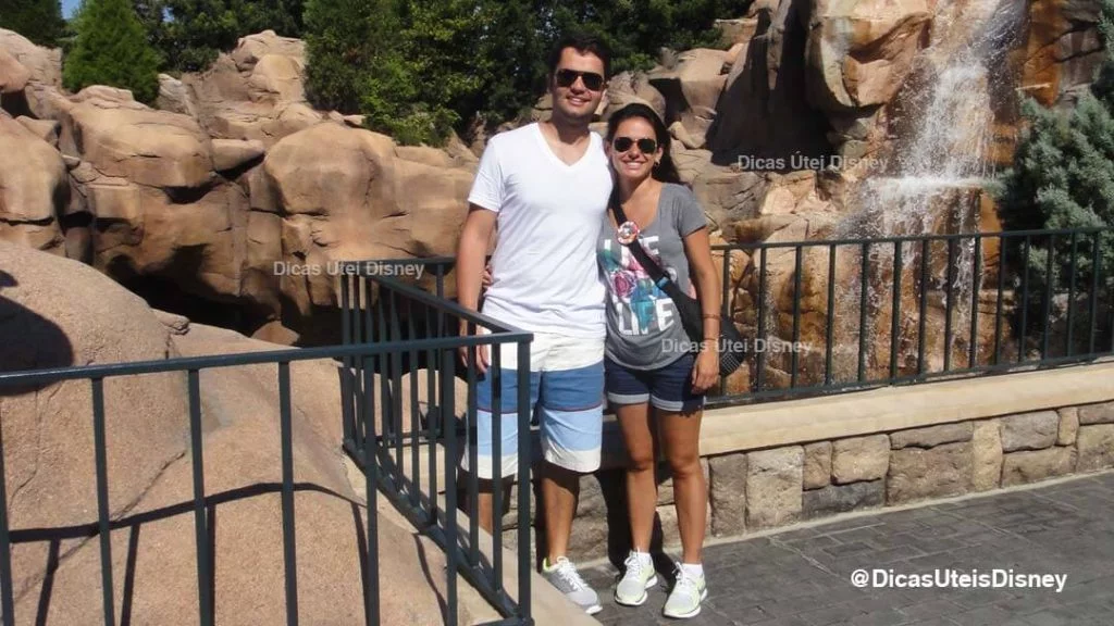 como-e-area-world-showcase-epcot-canada-jo-felipe-dicas-uteis-disney