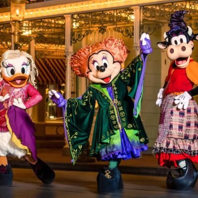 desfile-halloween-disney-2023-minnie-daisy-clarabela-dicas-uteis-disney